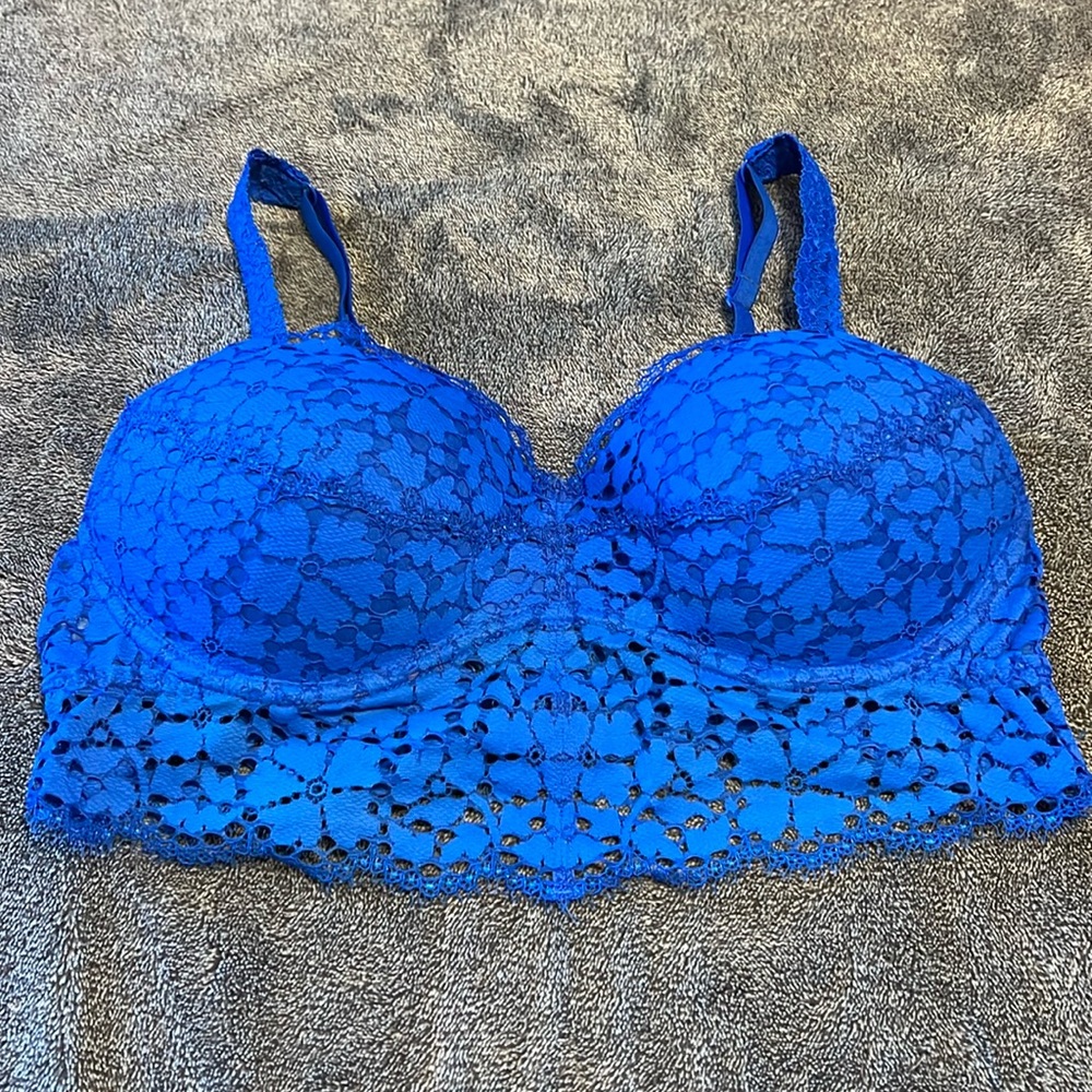 Victorias Secret PINK Push Up No Wire Lace Bralette